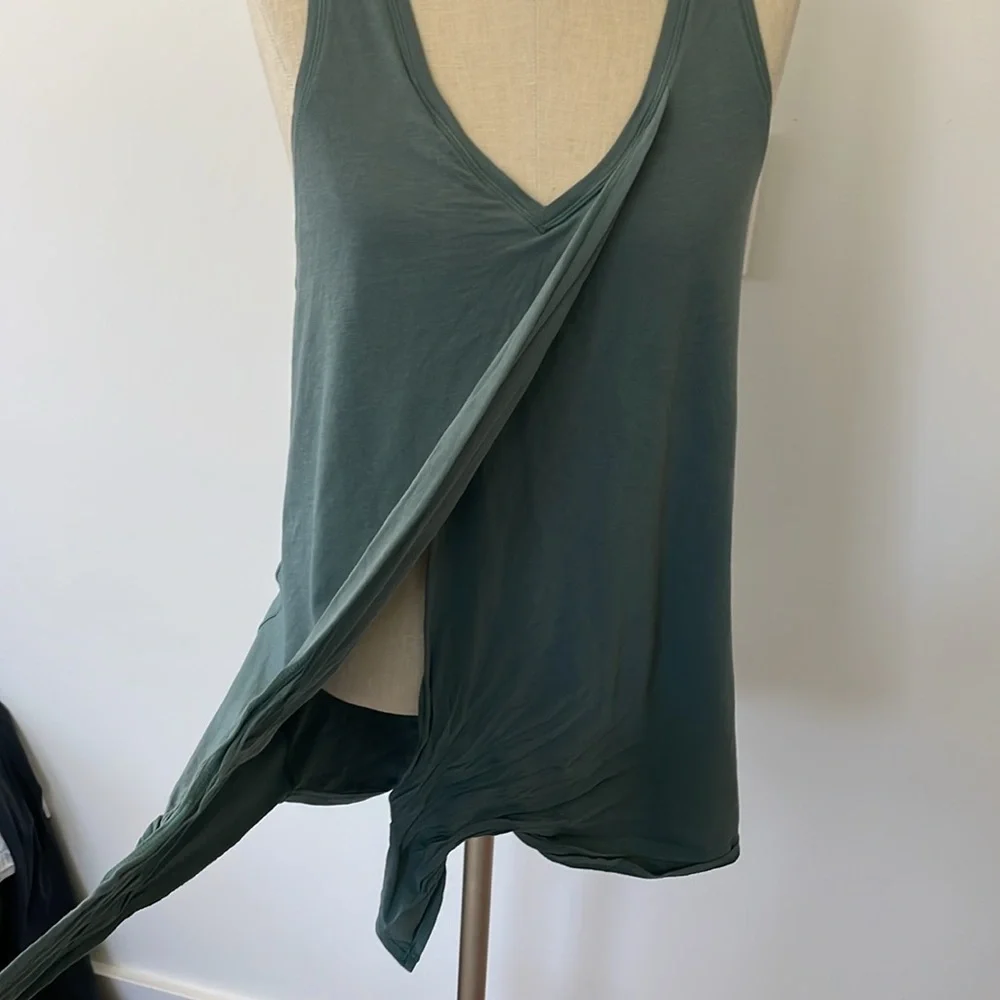 Lululemon Front Tie Racerback Tank Top size 6 - Picture 7 of 8